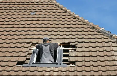 Pose de velux - Louvigné